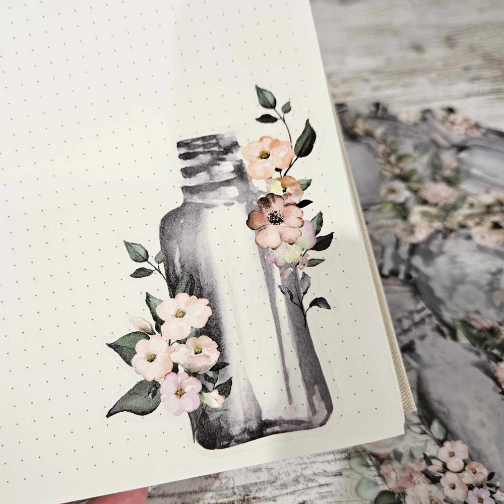 Pastel Watercolour Bottle Sticker Set - 18 pieces - Rachel The Turtle Journal - Champagne - -