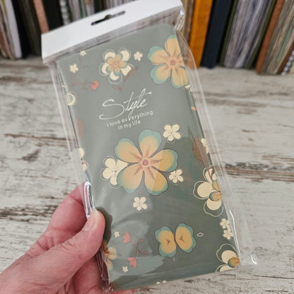 Floral Kraft Traveller’s Journal Bundle (4 pack)