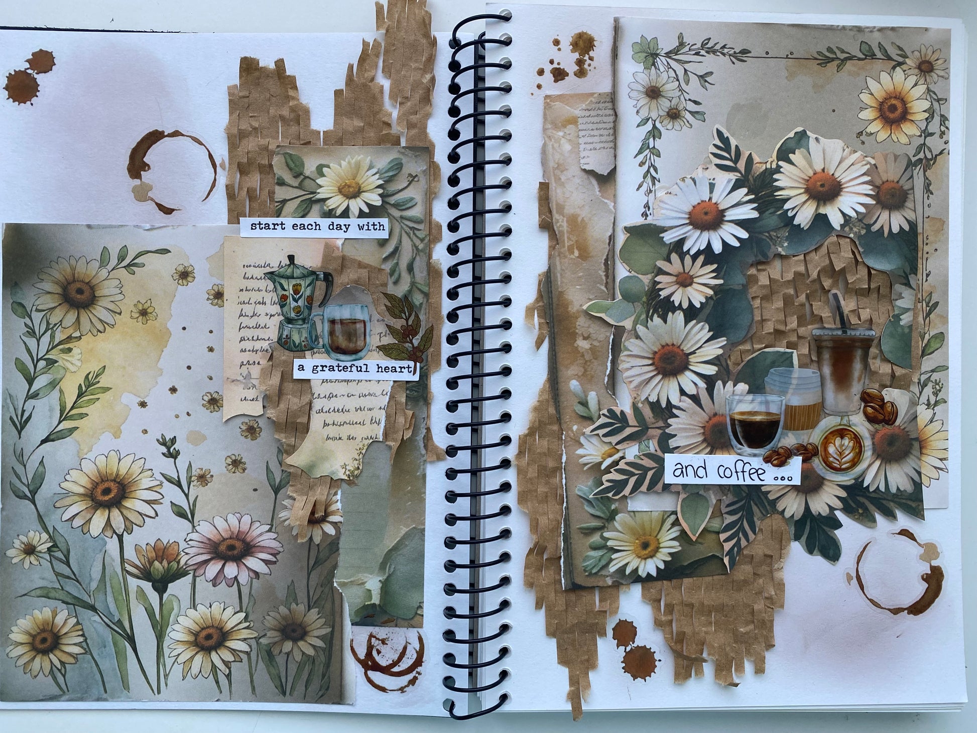 A5 Daisy Chains Patterned Paper Pack (12 sheets)-A5 Daisy Chains Patterned Paper Pack (12 sheets) - The Turtle Journal Vintage Inspired Journaling-Rachel The Turtle Journal