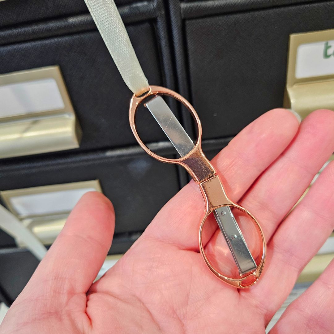 Rose Gold Fold & Go Scissors (1 pair)